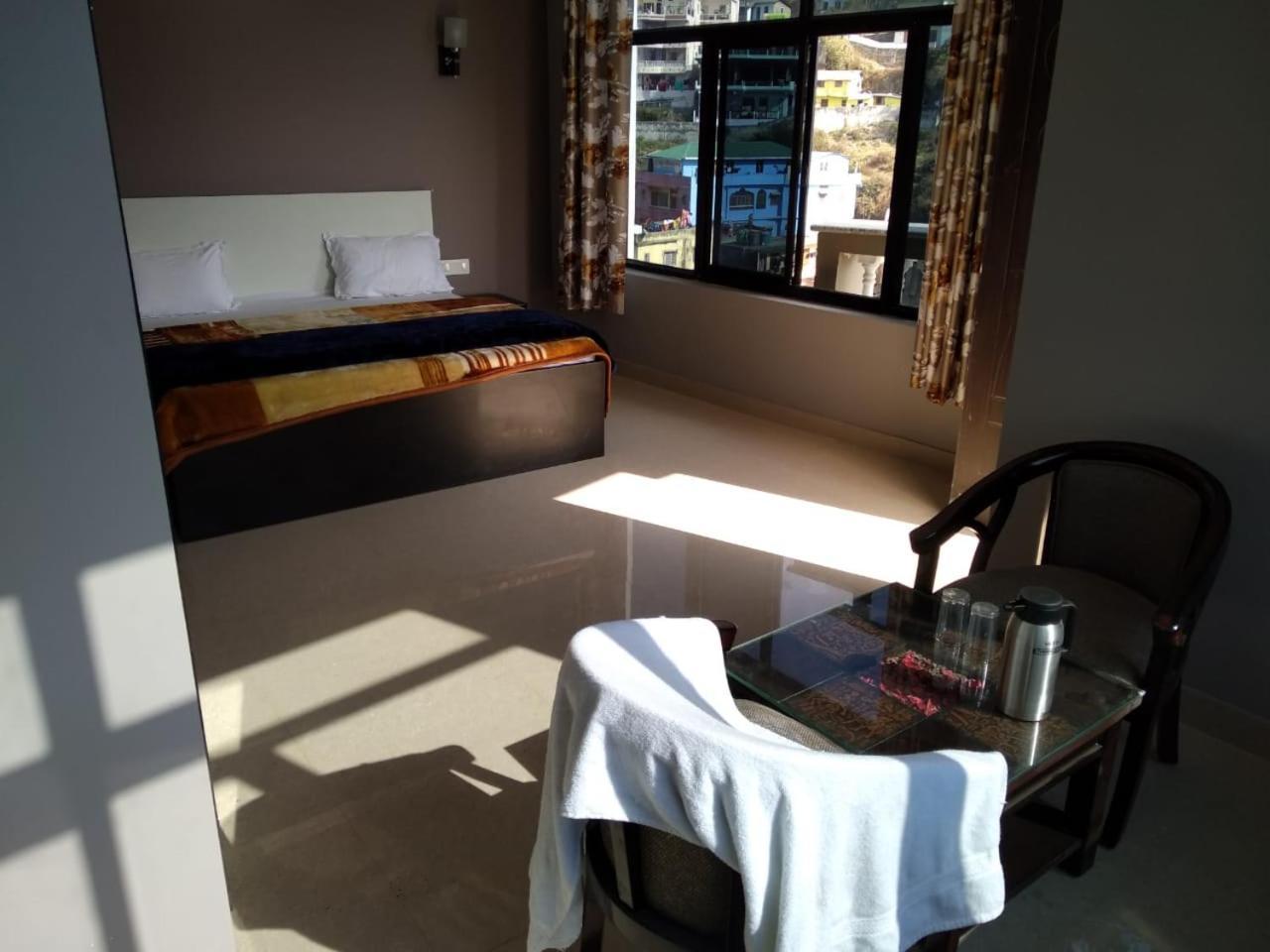 Hotel-78 Pithorāgarh Dış mekan fotoğraf
