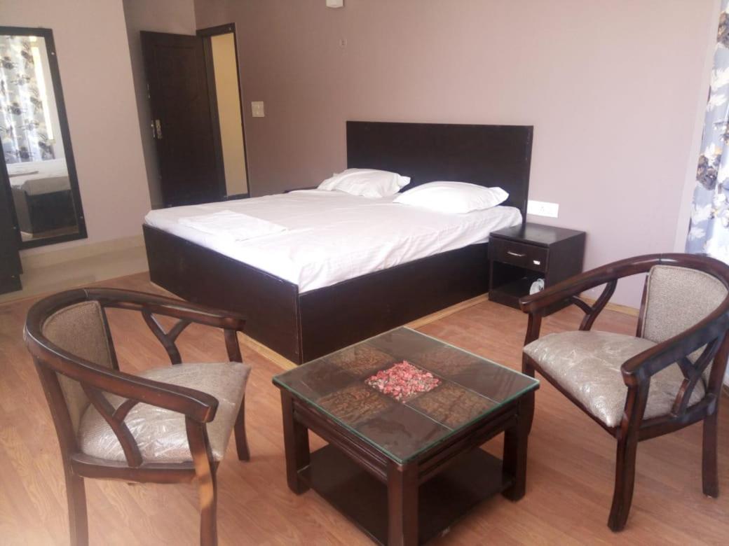 Hotel-78 Pithorāgarh Dış mekan fotoğraf